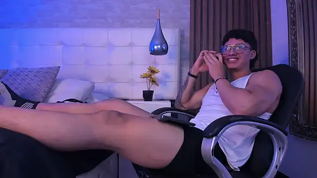 Axxel_Muscle Pertunjukan Webcam