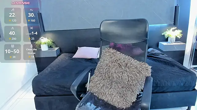 red-meggann's Live XXX Chat