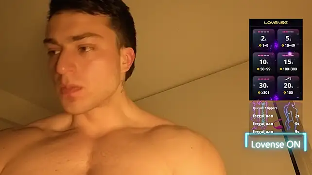 Benicio07 Webcam-Show