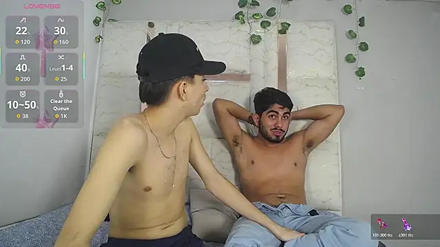 Michael_and_twinkk – webcam-show