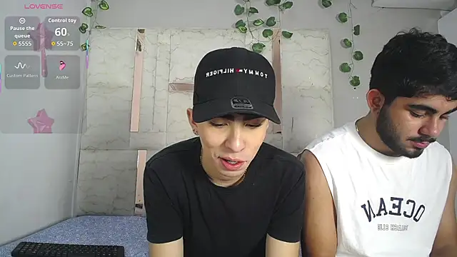Michael_and_twinkk Webcamshow