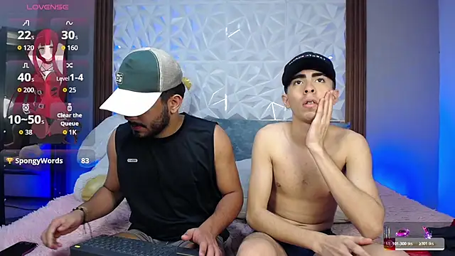 Michael_and_twinkk webcam show