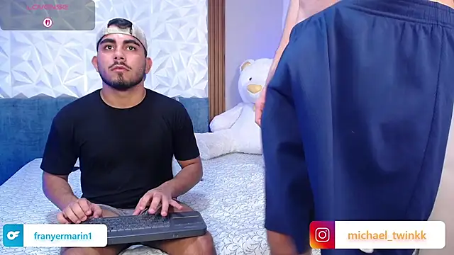 عرض كام Michael_and_twinkk