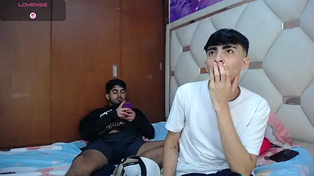 Вебкам-шоу Michael_and_twinkk