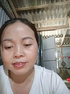 XXX chat uživo modela Yee_Yee1