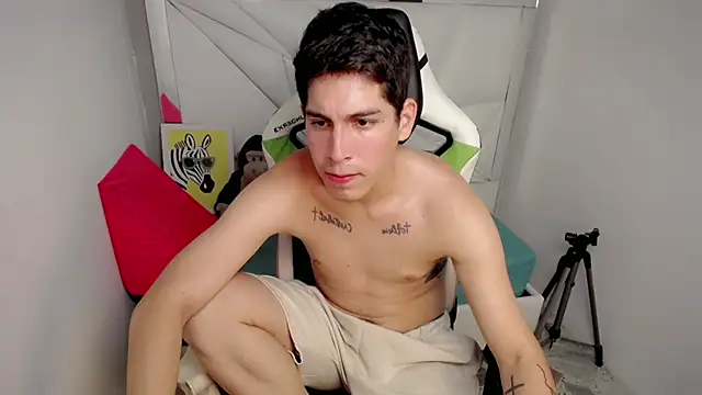 Show modela bby_cashh na web-kameri