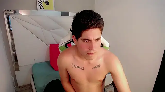 bby_cashhn Webbikameraesitys