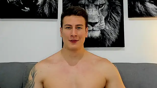 AlexHarringtonn Webbikameraesitys
