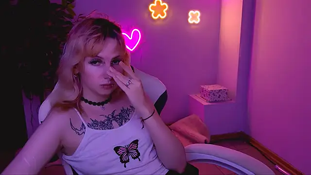 CaliforniaDreamerr's Live XXX Chat
