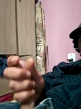 brunoupp99 Webcam Show