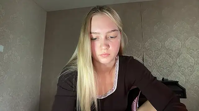 Chat XXX en directo de blondegirl2026