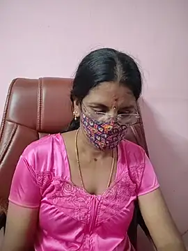 tamil_peenqueen live XXX chat