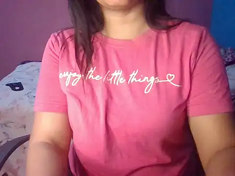 צ'אט XXX בשידור חי של Love_Arohi