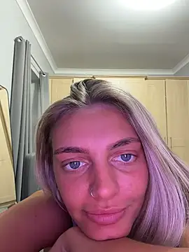 Chat XXX en directo de IndiaHughesUkx