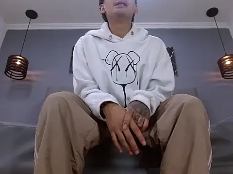 Show modela Jossep_Tawers1 na web-kameri