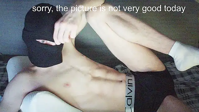 vladikgiant webcam show