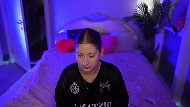 emilyyboo Шоу с уебкамера