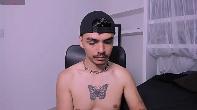 NicoKingg1_'s Webcam Show