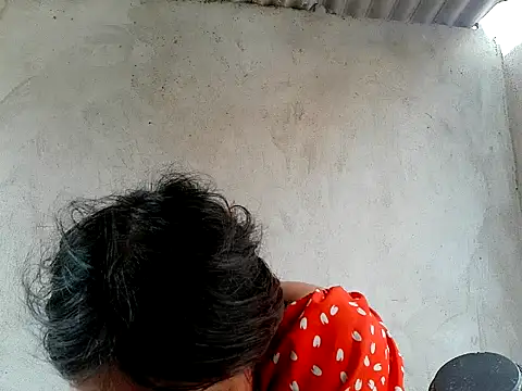 Karlitah Show in webcam