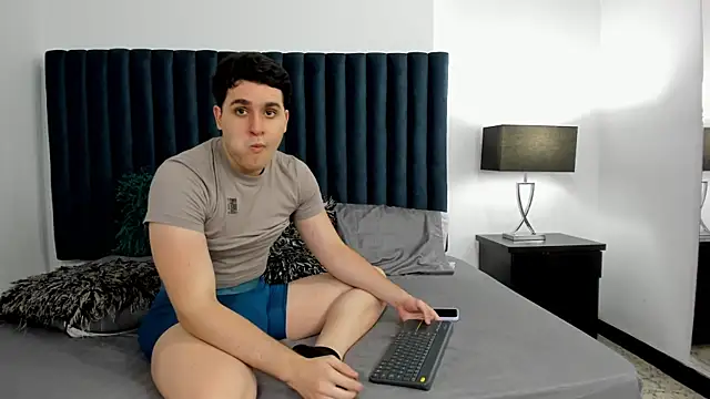 Sam_Roos Webcam show