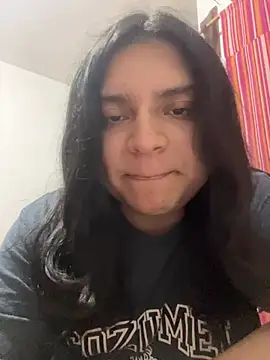 petitelatino Webcam Show