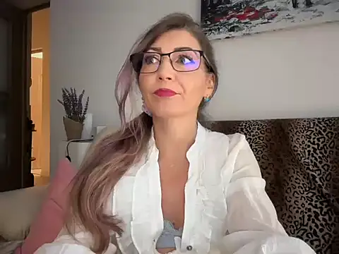 MoonieBlu Chat XXX in diretta