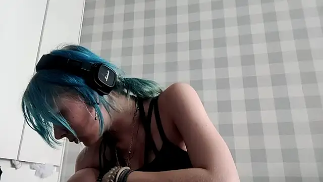Show modela ZolaCoonradt na web-kameri