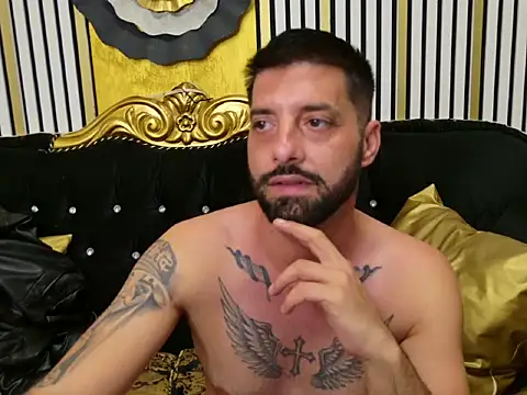 Show modela TommyDum na web-kameri