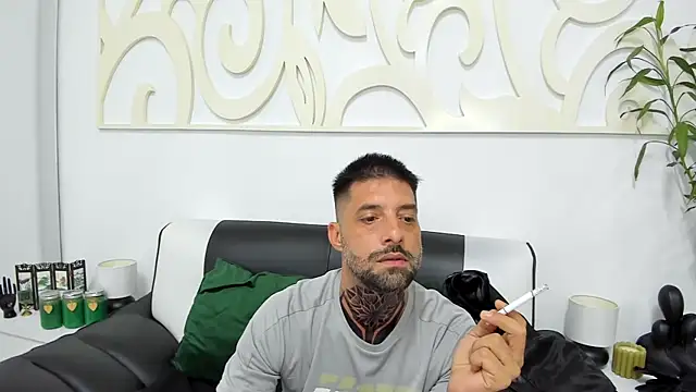 TommyDumn Webbikameraesitys