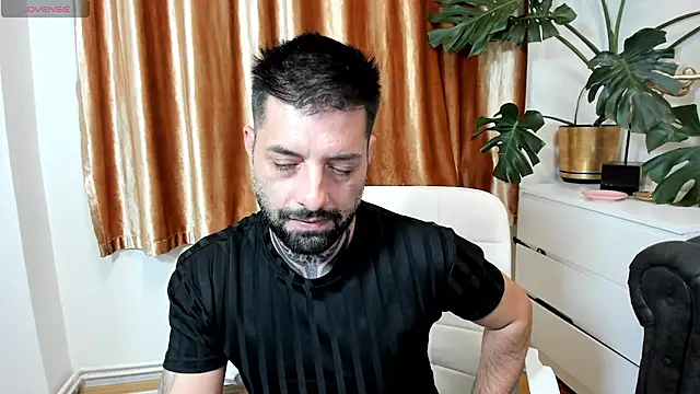 TommyDum's Webcam Show