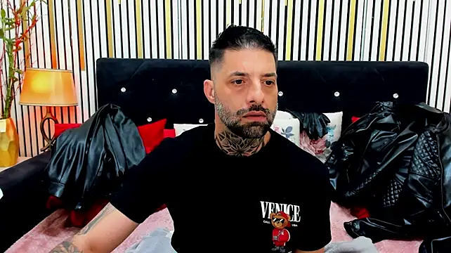 TommyDum Adlı Modelin Web Kamerası Şovu