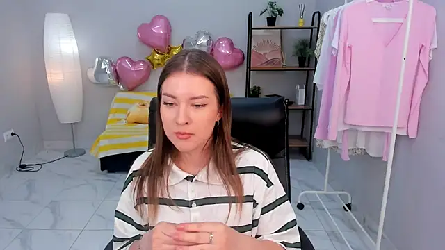 MariaCruz_'s Webcam Show
