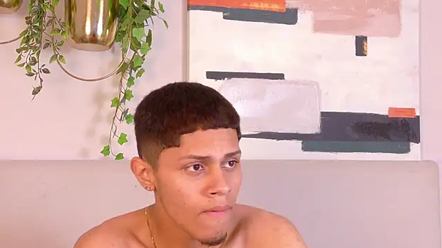 EthanCarter__n Webbikameraesitys