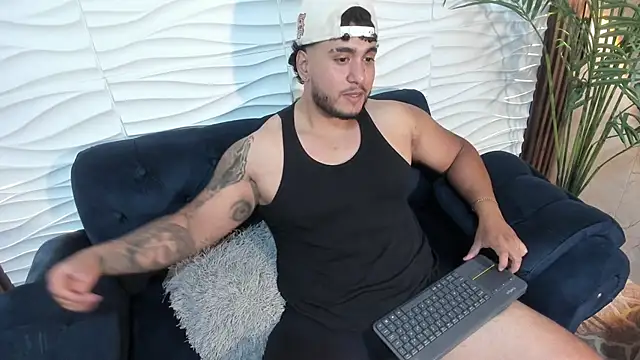 Magnus_Cael webcam show