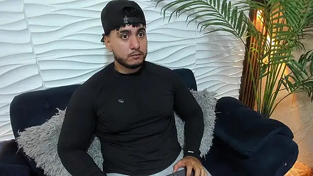 Magnus_Cael's Webcam Show