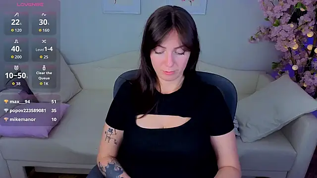 Chatroom XXX en direct de Lusy_Bliss