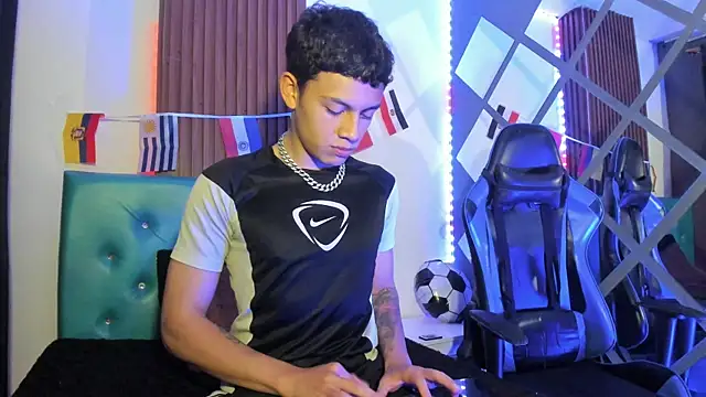 Mike_redn Webbikameraesitys