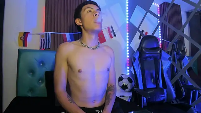 Mike_red ওয়েবক্যাম শো