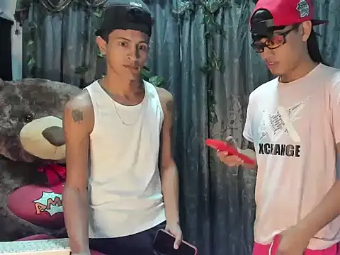 hot_guys23 Webcam Show