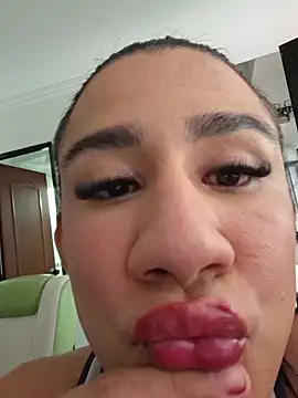 SiennaNoirXX webcam show