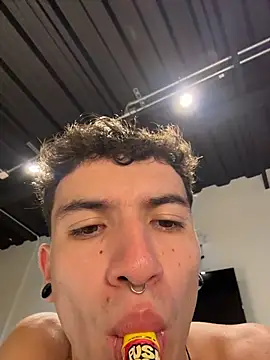 Stivxqr's Webcam Show