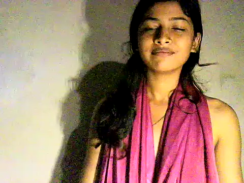 XXX chat uživo modela Roseyy_001
