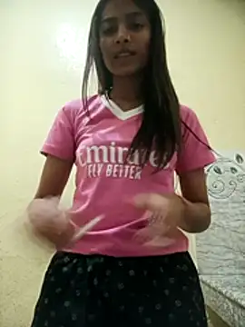Roseyy_001 Chat XXX in diretta