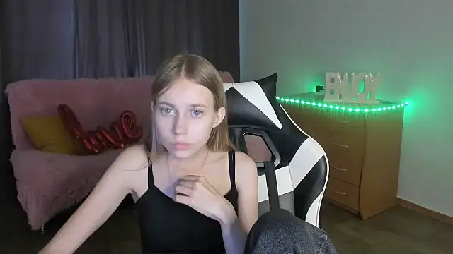 ModelPi's Webcam Show