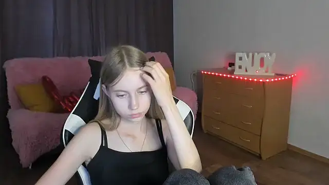 ModelPi's Live XXX Chat