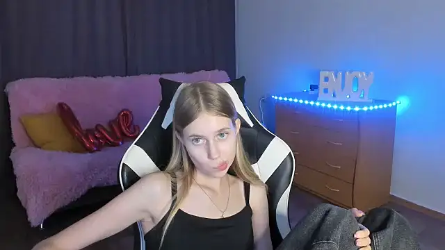 ModelPi's Live XXX Chat
