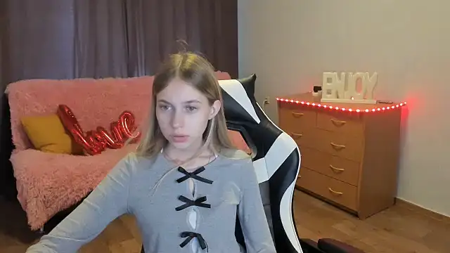 ModelPi's Live XXX Chat