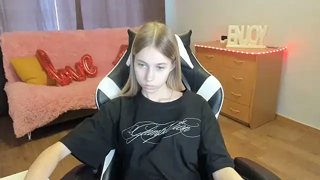 ModelPi's Live XXX Chat