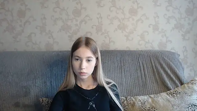Chat +18 de ModelPi ao vivo