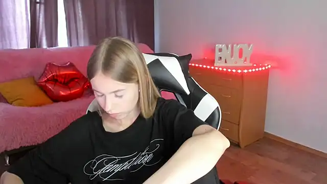 ModelPi's Webcam Show